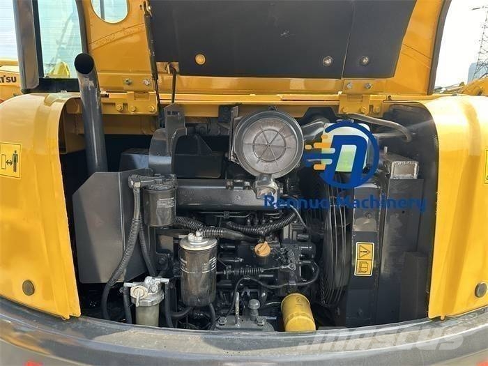 Komatsu PC 56 Minikaivukoneet < 7t
