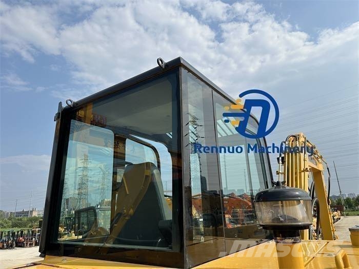 Komatsu PC 56 Minikaivukoneet < 7t
