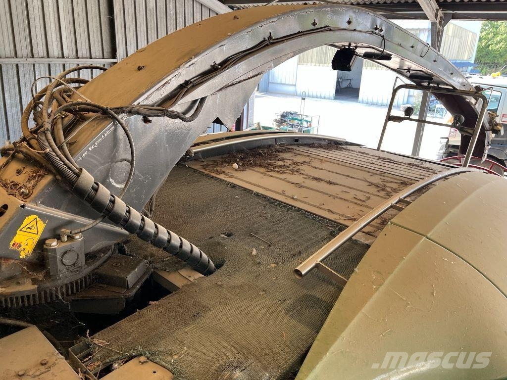 Fendt KATANA 65 Прицепные кормоуборочные комбайны