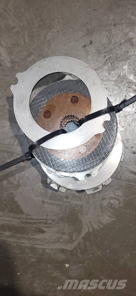 John Deere 1910E BRAKE SET Kočnice