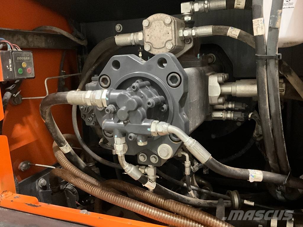 Doosan DX 255 LC-5 Crawler excavators