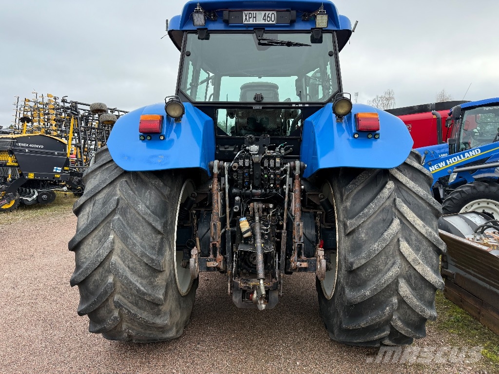 New Holland TVT 195 CVT FLP 트랙터