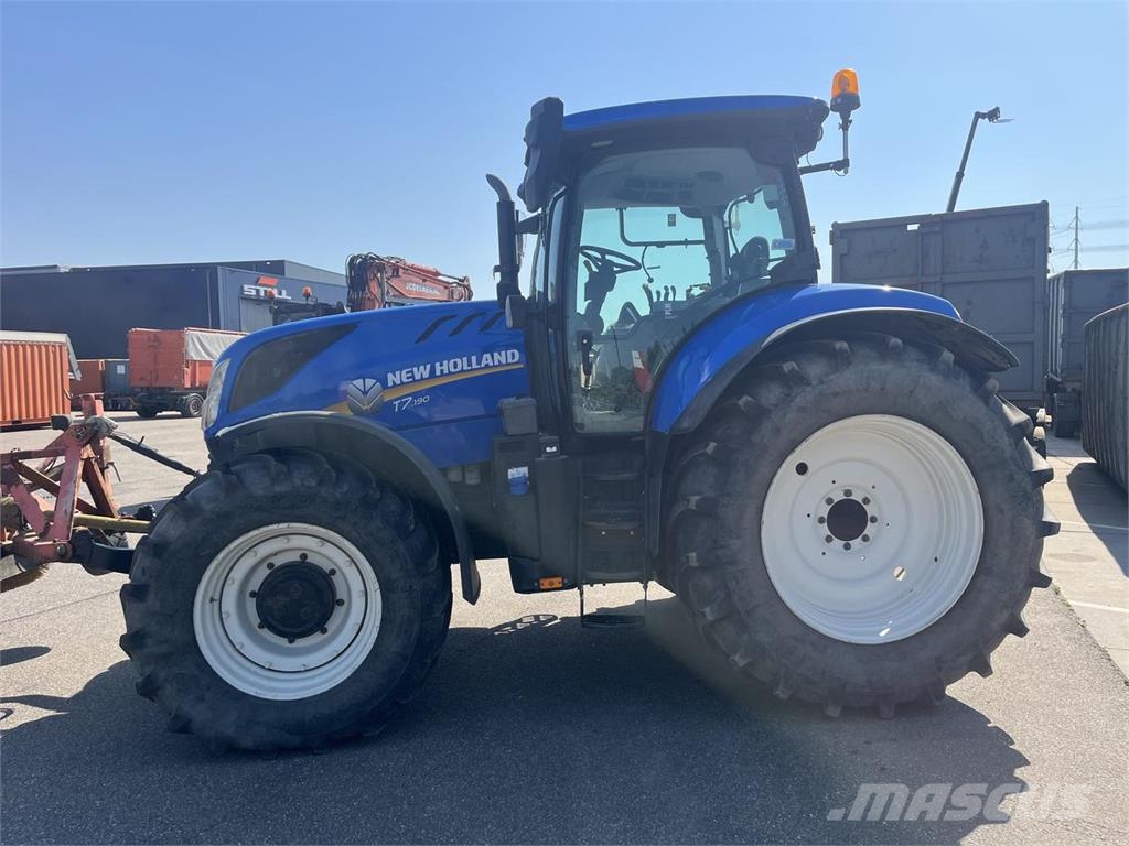 New Holland T7.190 トラクター