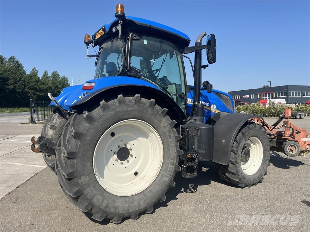 New Holland T7.190 トラクター