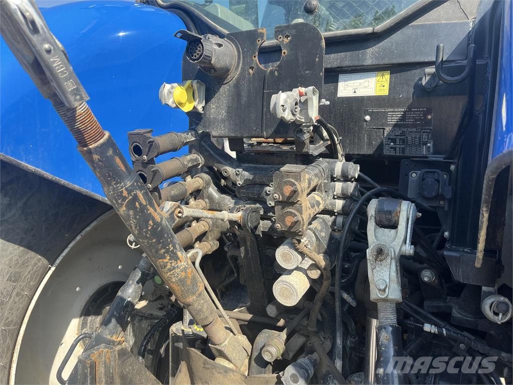 New Holland T7.190 トラクター