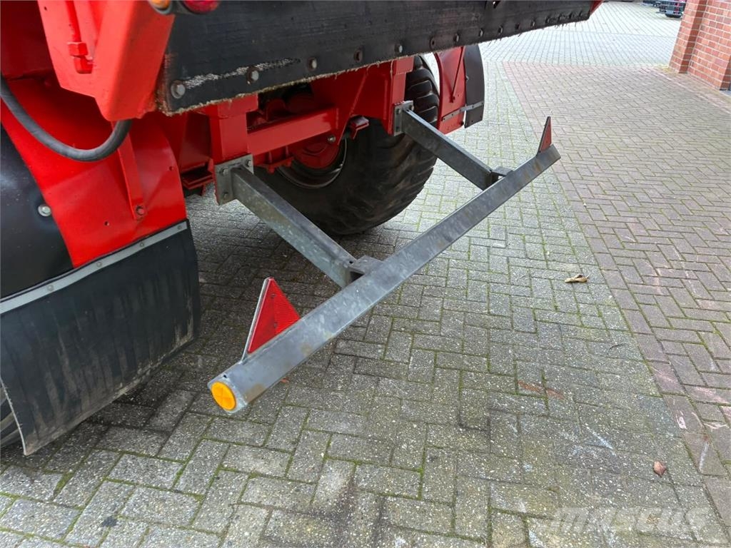 Kemper Unitrans 18000 Silagewagen Emelő és mozgató felszerelések