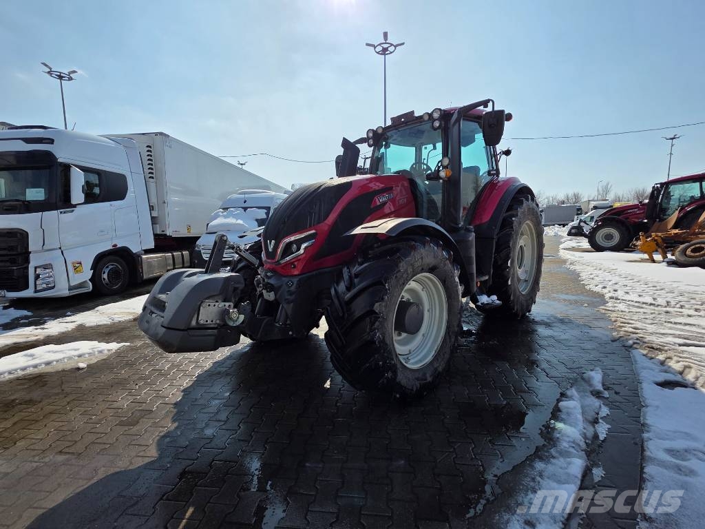 Valtra T 235 Active Tractores
