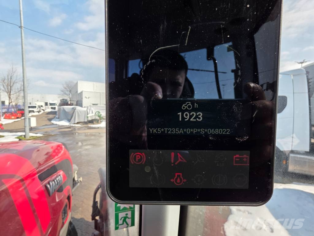 Valtra T 235 Active Tractores