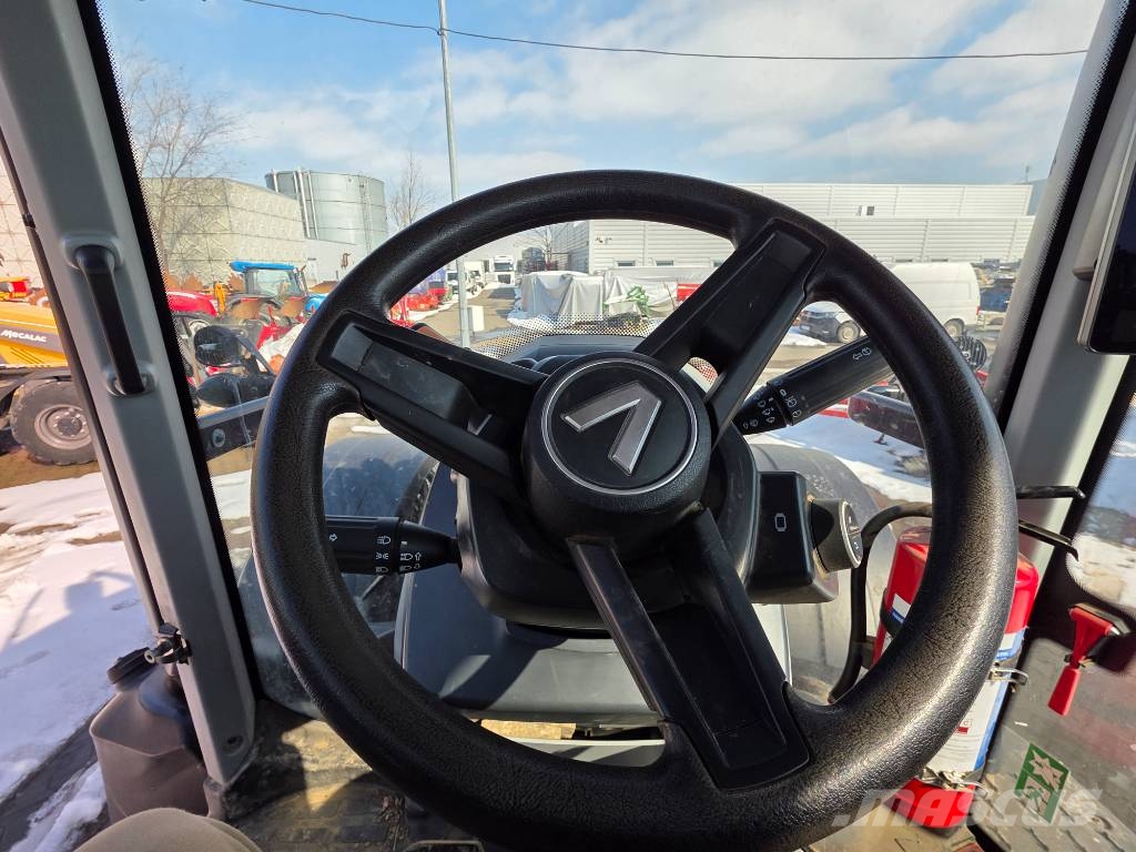 Valtra T 235 Active Tractores