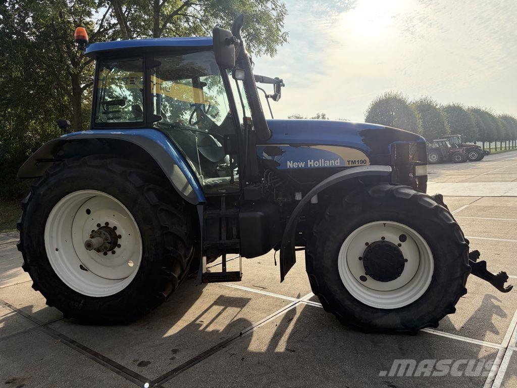 New Holland TM190 Traktorid