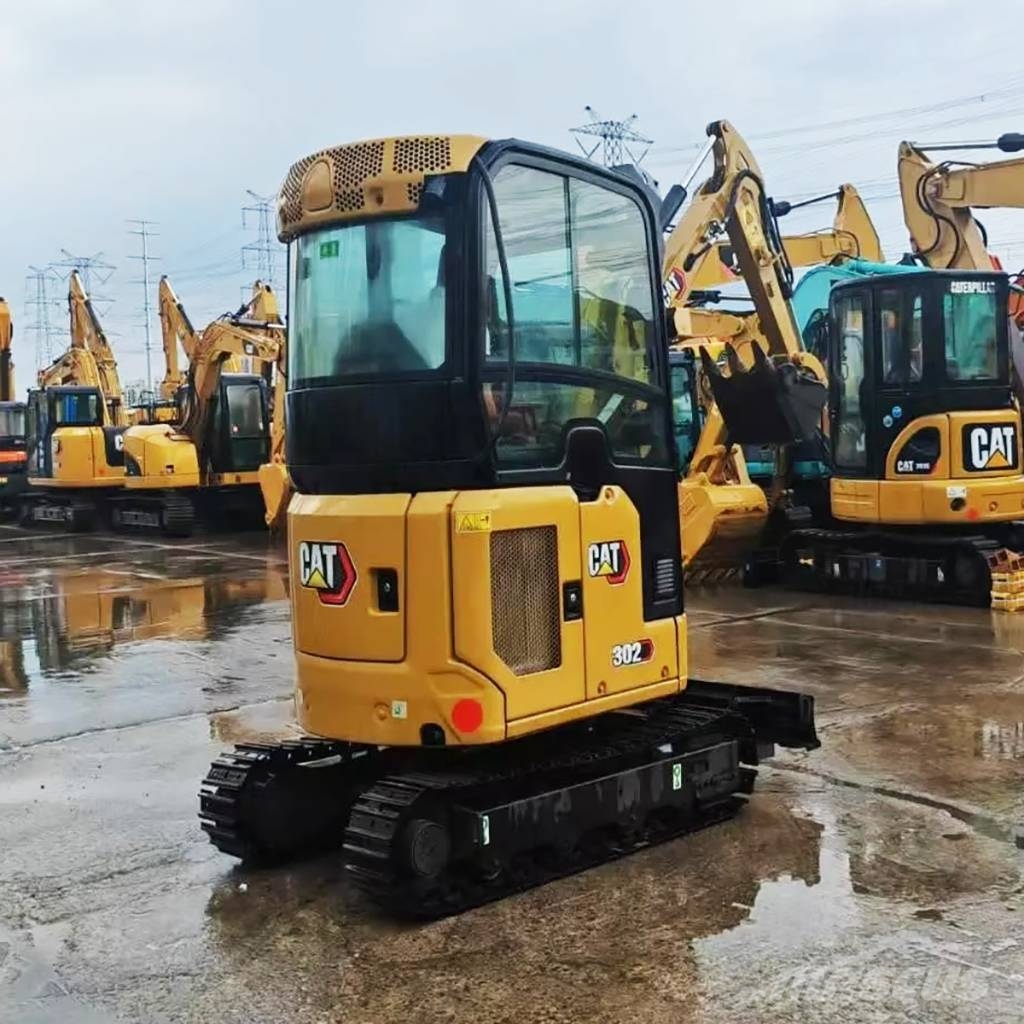 CAT 302 CR ミニ油圧ショベル 7t以下（ミニユンボ・ミニディガー）