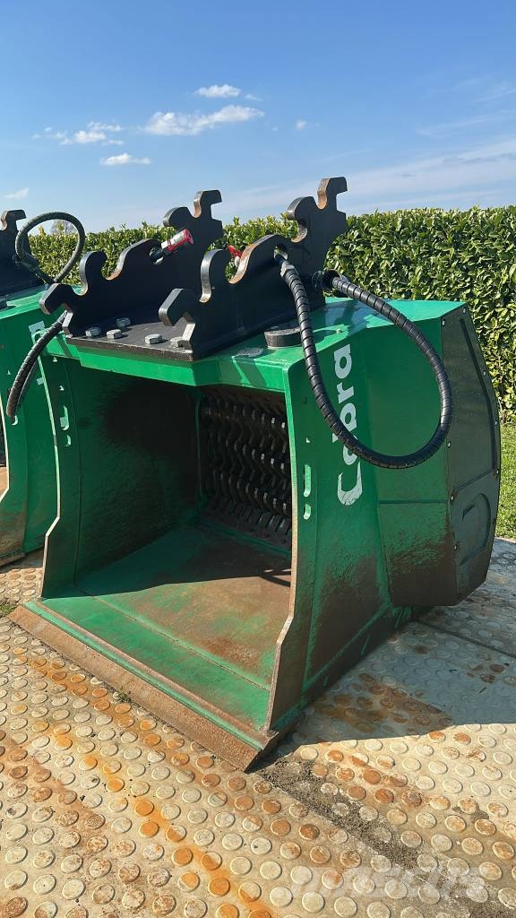 Cobra S3-120 CX35 Zeefbak/ Screening bucket Mobila sorteringsverk