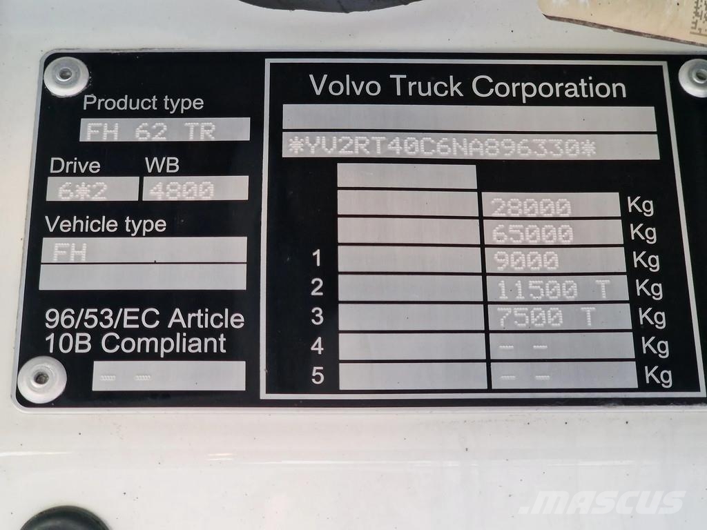 Volvo FH 13.500 XL 6x2 - Pezzaioli livestock 3 deck + Tr Eläinkuljetusautot