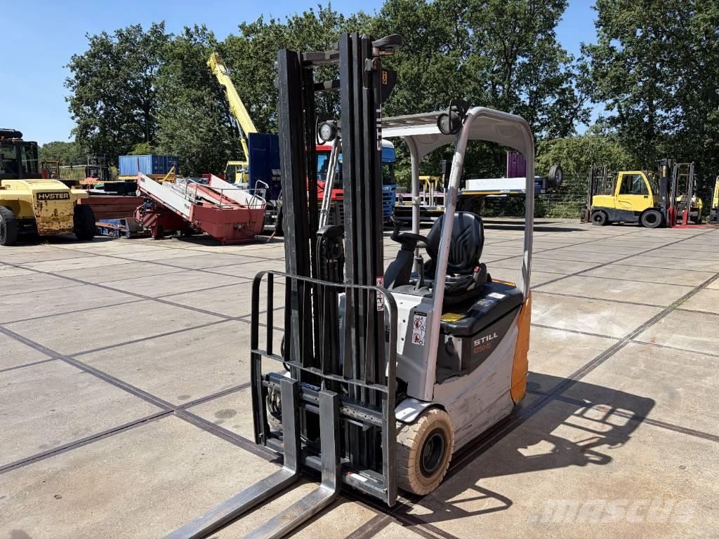 Still RX 50-15 1500kg Triplo / sideshift Chariots élévateurs électriques