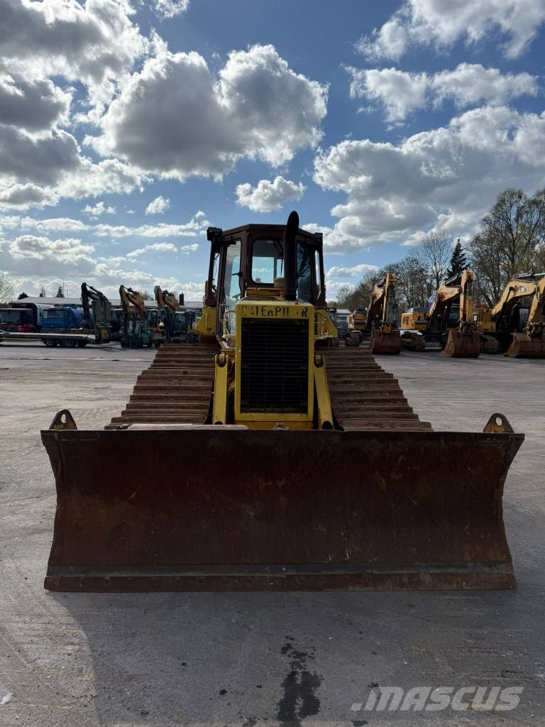 CAT D 5 H //BJ. 1987 / 11474H بلدوزرات مجنزرة