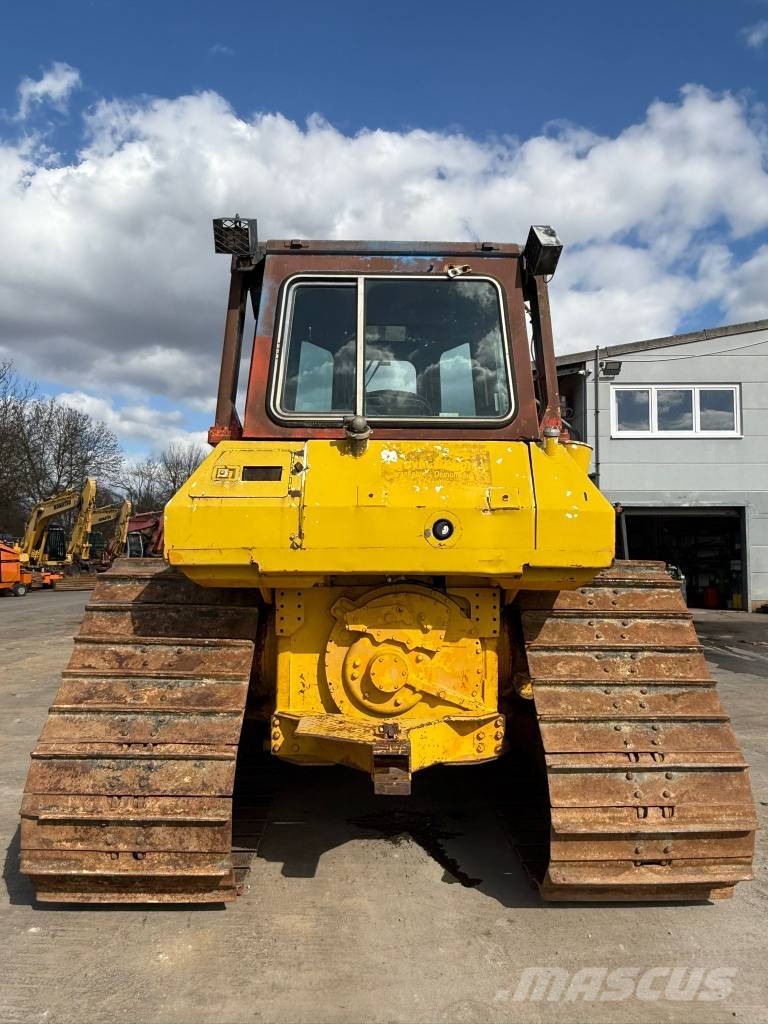 CAT D 5 H //BJ. 1987 / 11474H بلدوزرات مجنزرة