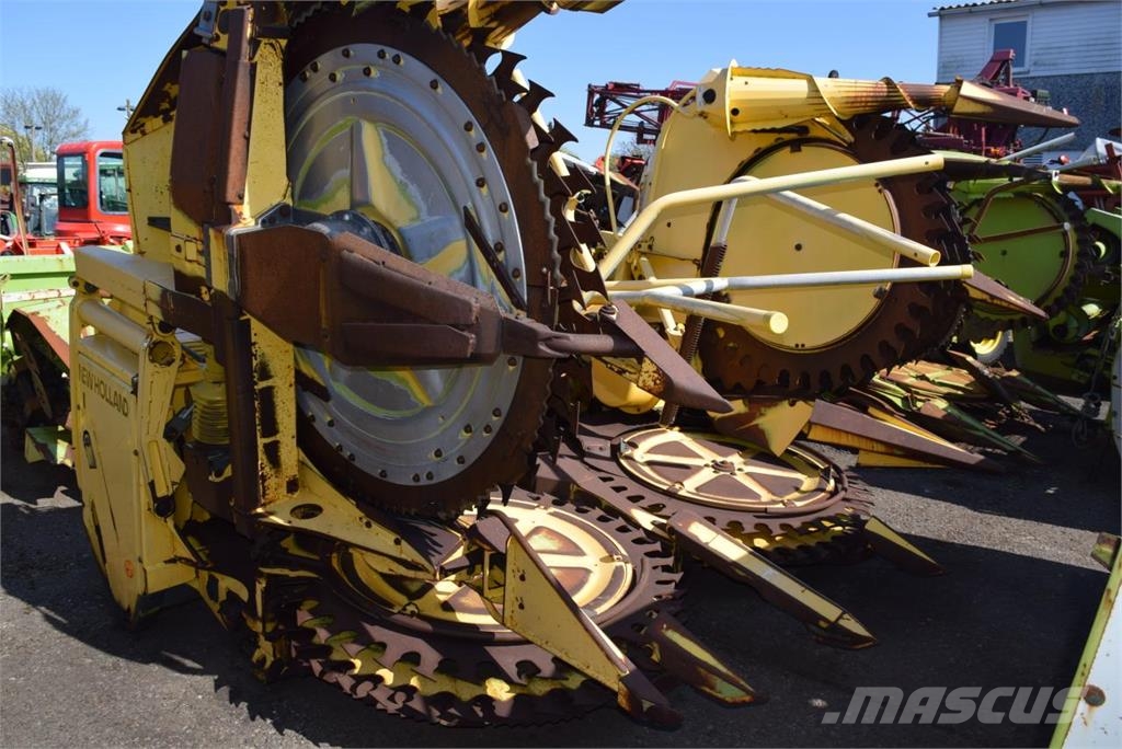 New Holland RI 600 *Maisgebiss* Otros equipos para cosechadoras de forraje
