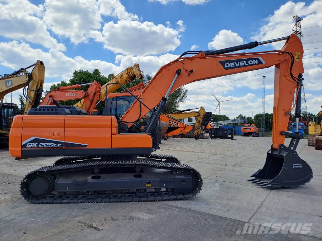Develon DX225LC-7M (UNUSED - Multiple Units Available) Gravemaskiner på larvebånd
