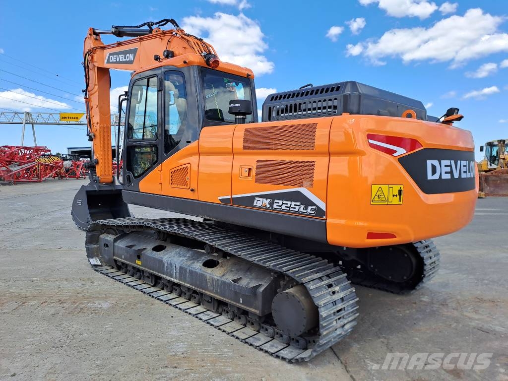 Develon DX225LC-7M (UNUSED - Multiple Units Available) Gravemaskiner på larvebånd