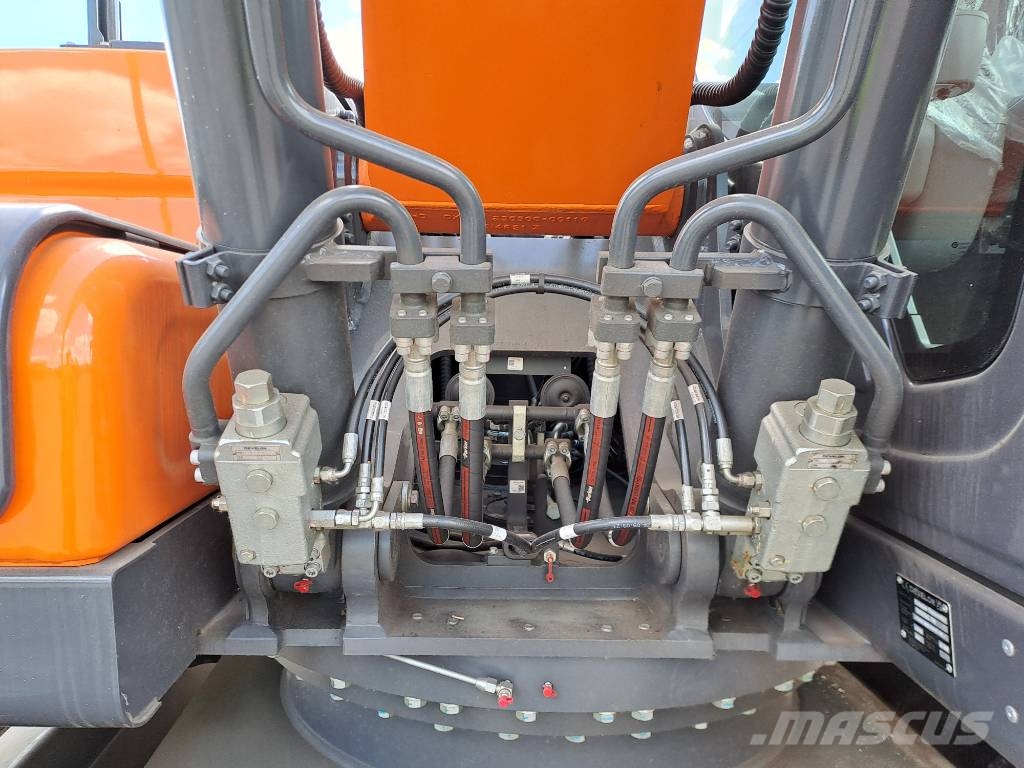 Develon DX225LC-7M (UNUSED - Multiple Units Available) Gravemaskiner på larvebånd