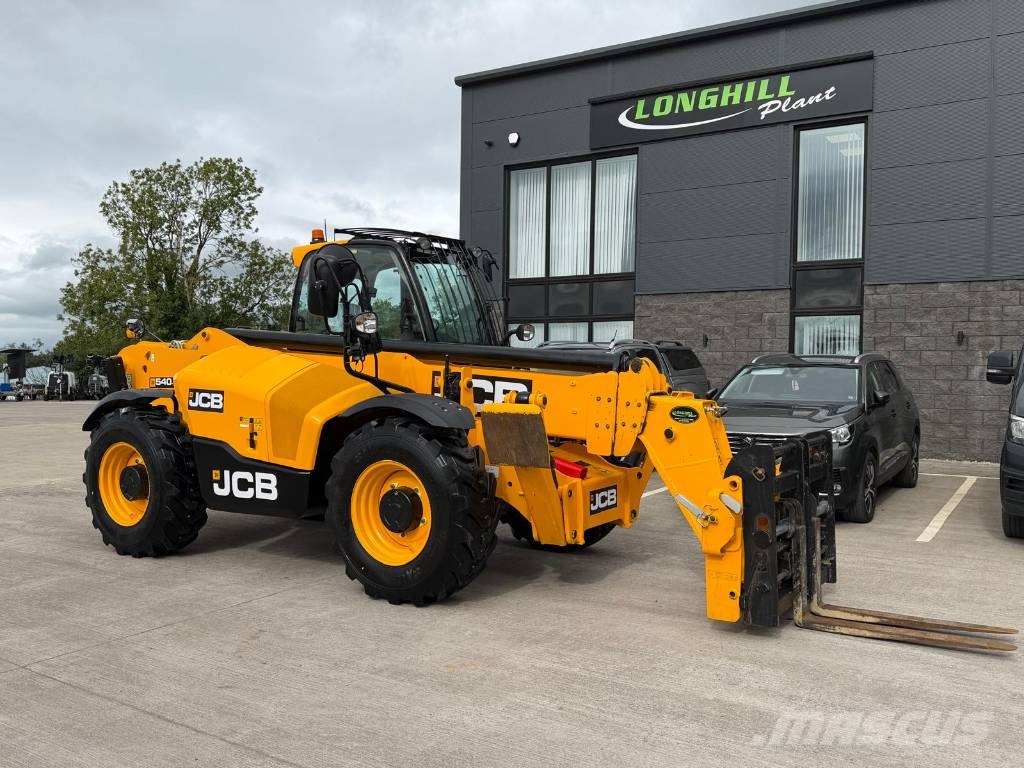 JCB 540 Teleskopiskie manipulatori