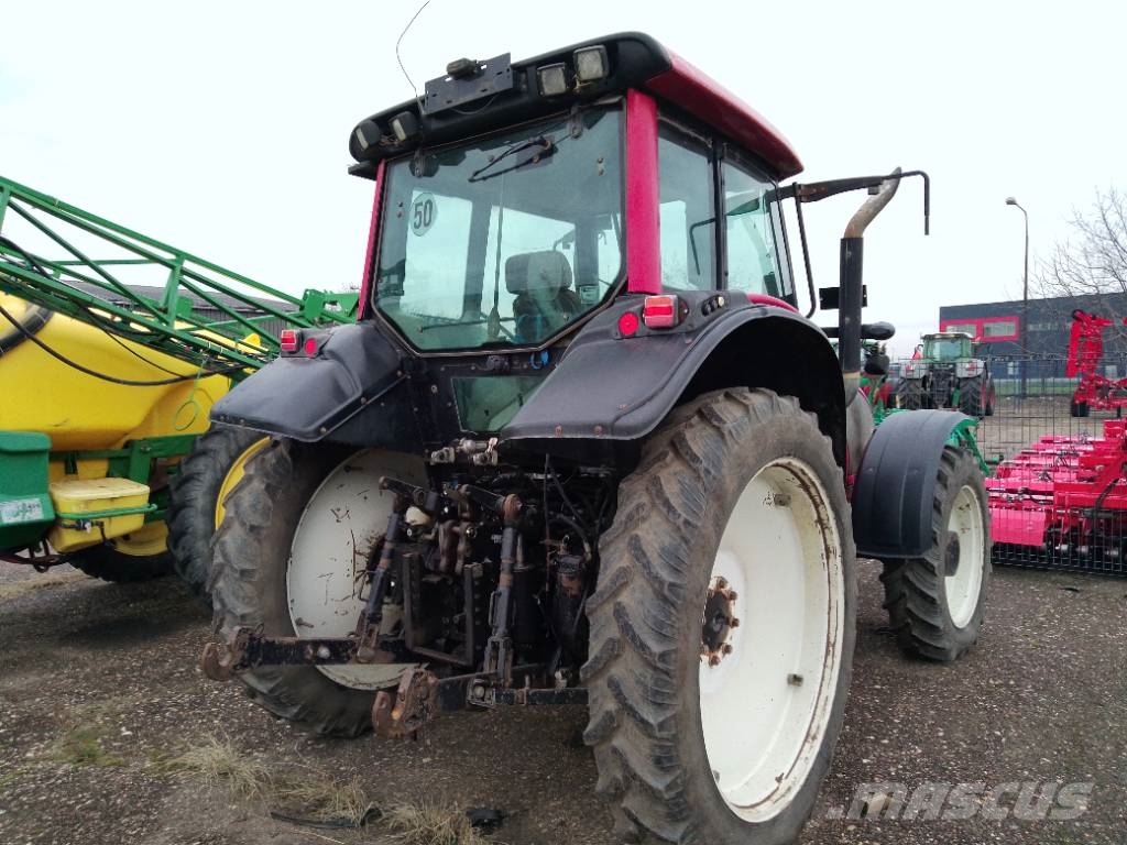 Valtra T 151 E Traktorok