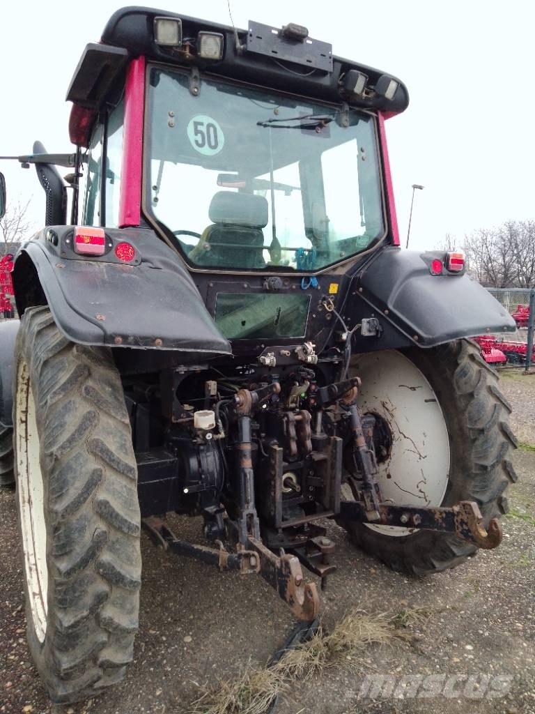 Valtra T 151 E Traktorok