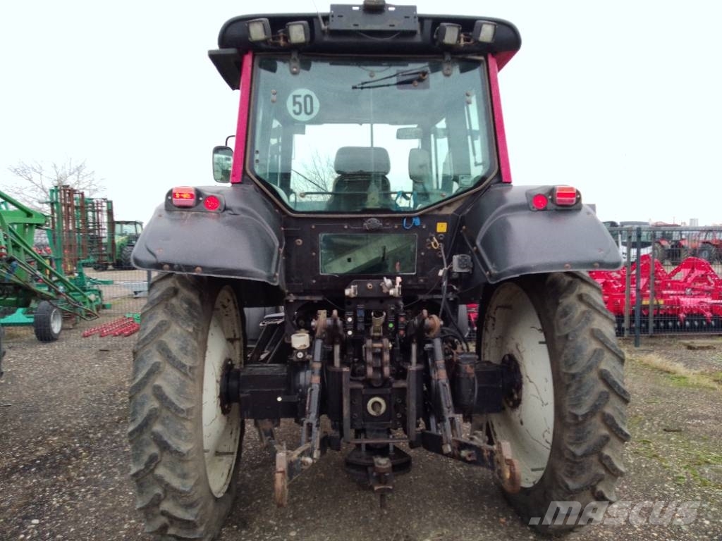 Valtra T 151 E Traktorok