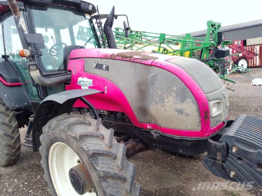 Valtra T 151 E Traktorok