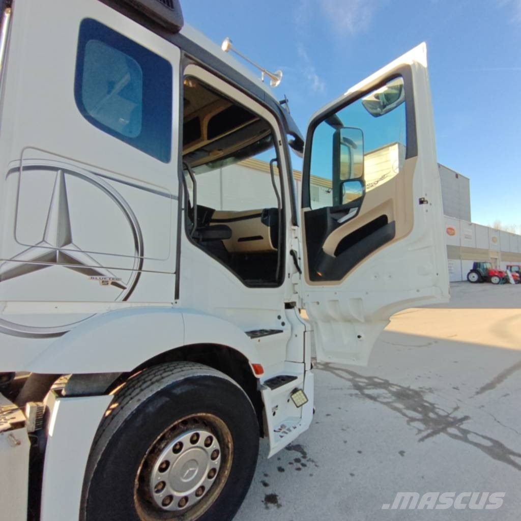 Mercedes-Benz Actros 2551 Camiones elevadores de gancho