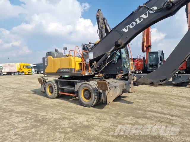 Volvo EW 240 E Wielgraafmachines