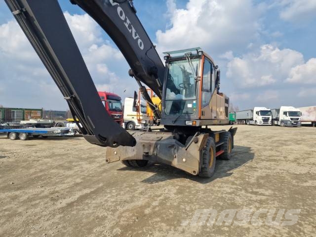 Volvo EW 240 E Wielgraafmachines