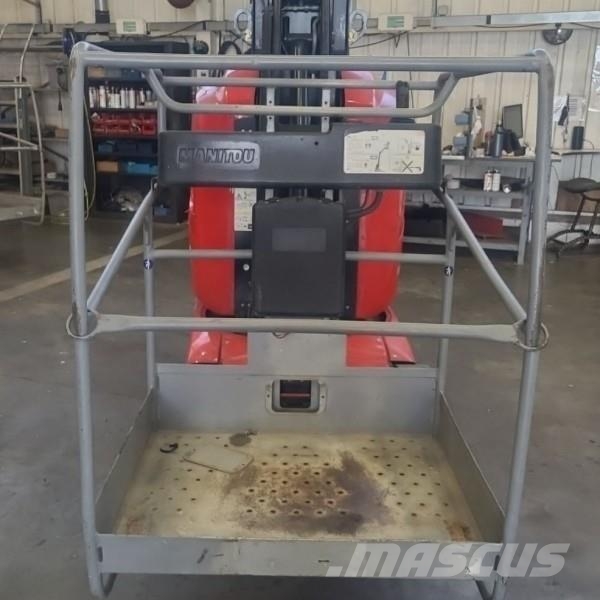 Manitou 100VJR Zglobne dvižne ploščadi