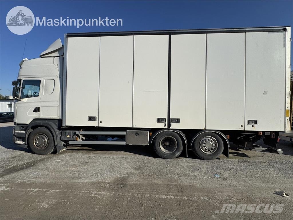 Scania R520LB6X2*4HNB Camion Fourgon