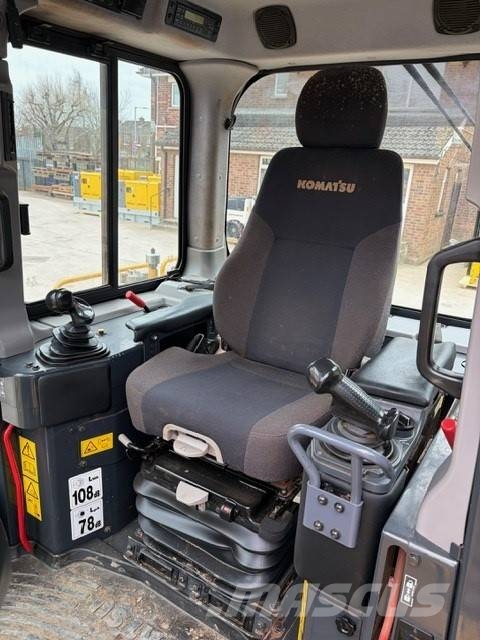 Komatsu D65PX-18E0 Tratores de esteira