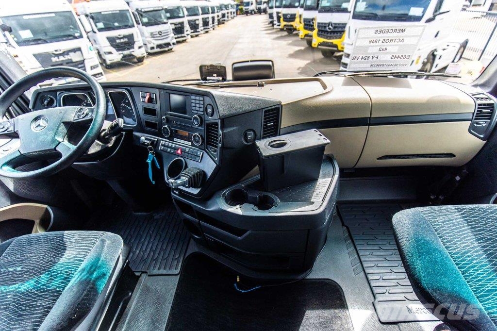 Mercedes-Benz ACTROS 1846 LS +ADR Vlačilci