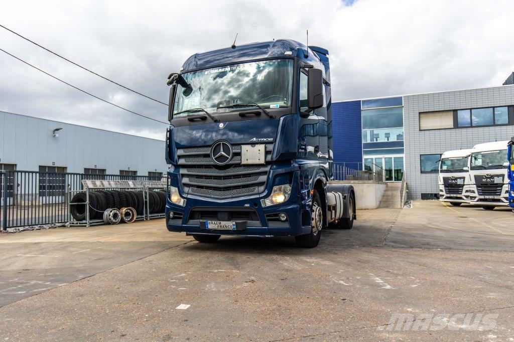 Mercedes-Benz ACTROS 1846 LS +ADR Vlačilci