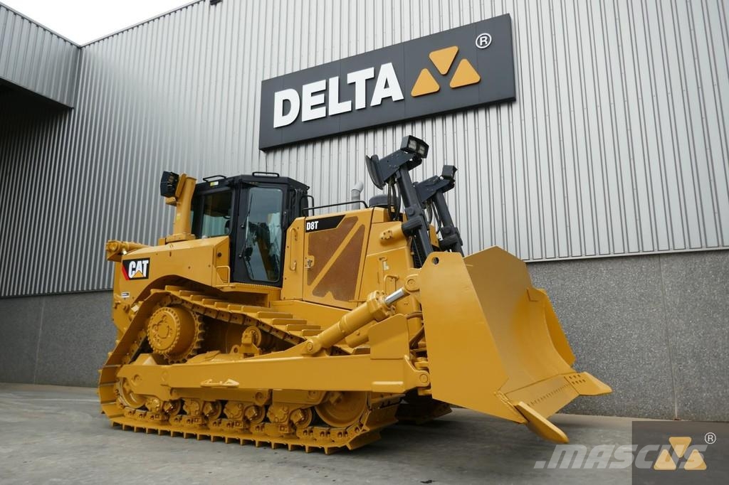CAT D8T Buldožeri gusjeničari
