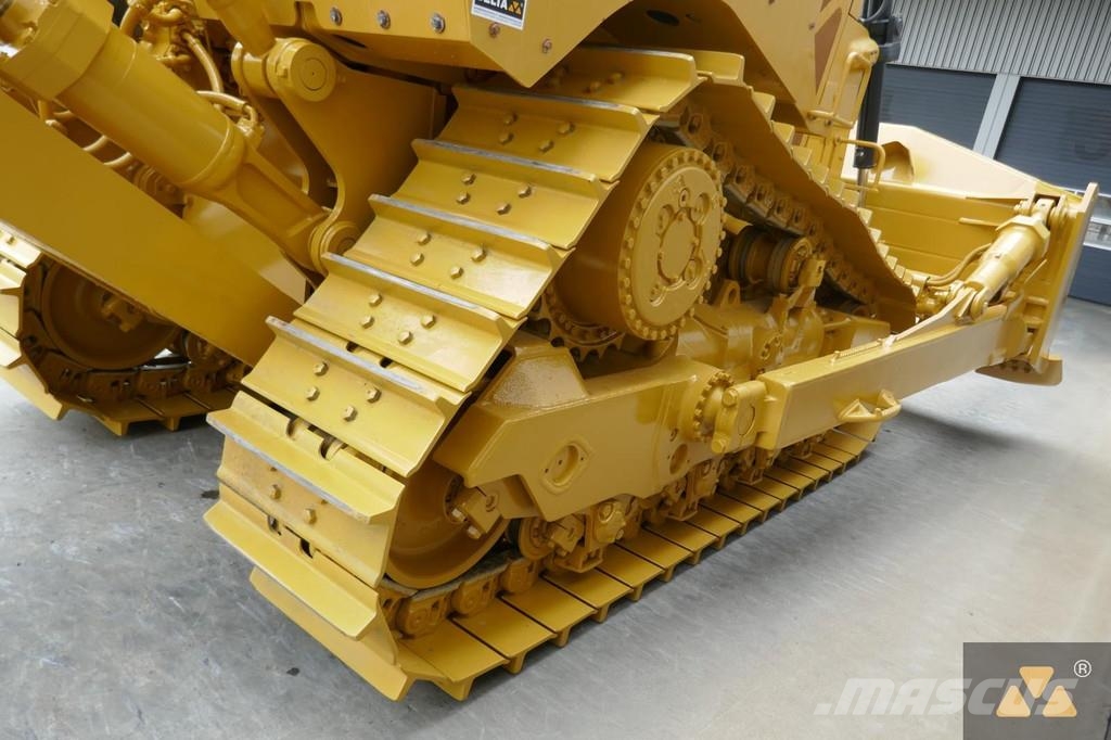 CAT D8T Buldožeri gusjeničari