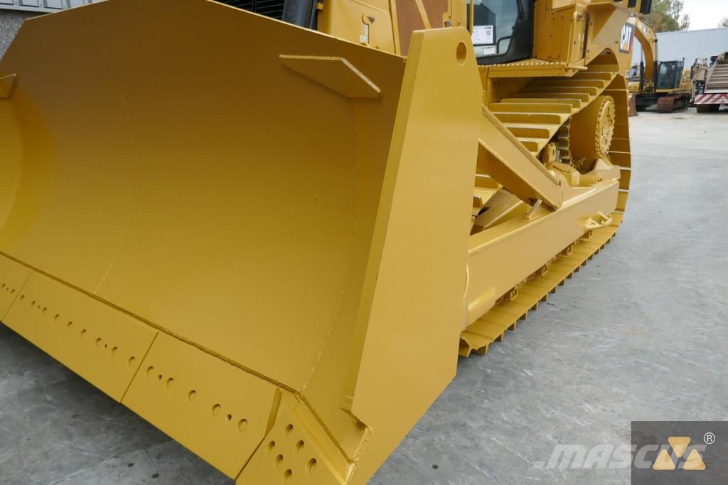 CAT D8T Buldožeri gusjeničari
