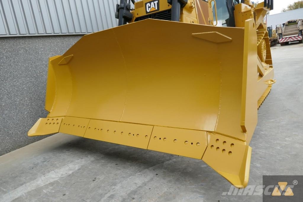 CAT D8T Buldožeri gusjeničari