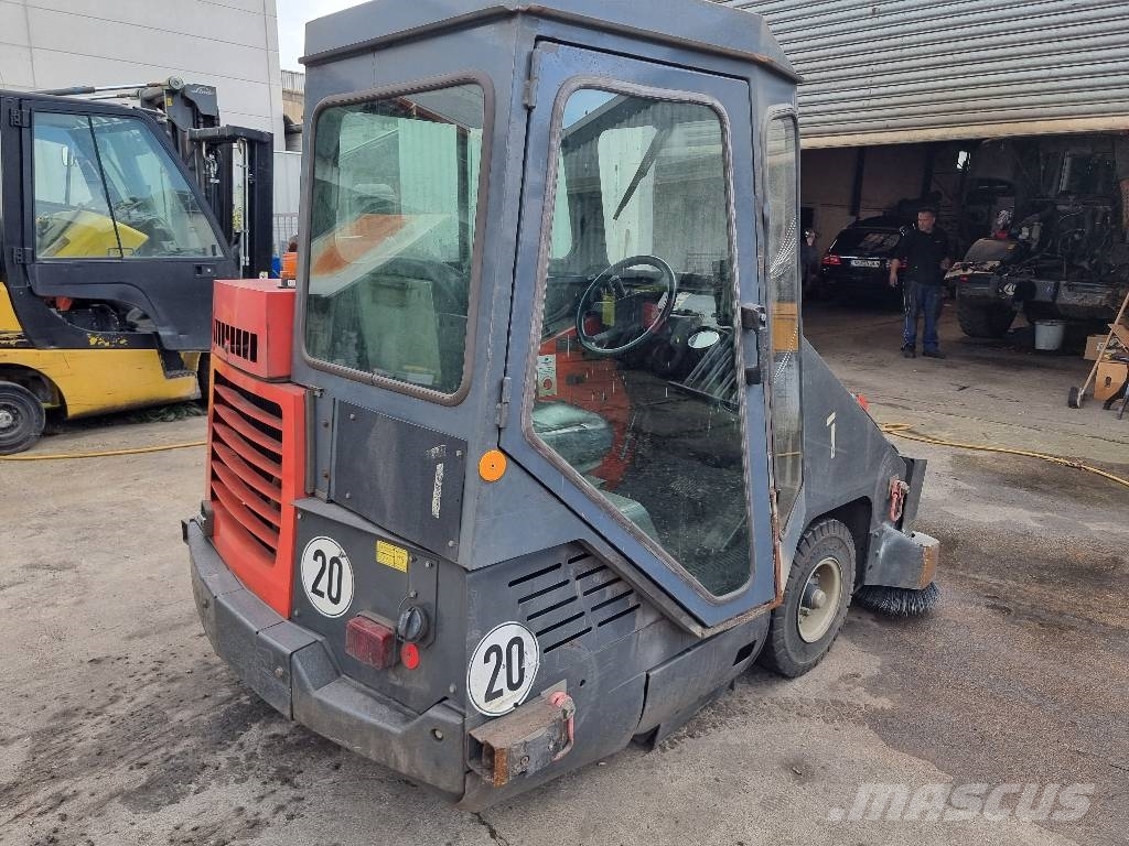 Powerboss Armadillo 9X Sweepers