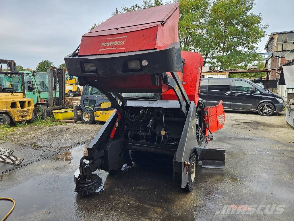 Powerboss Armadillo 9X Sweepers