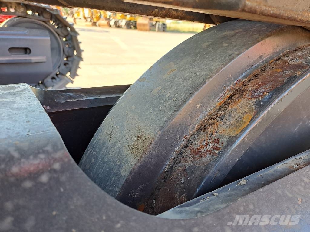 Develon DX300LC-7M Escavadeiras de esteiras