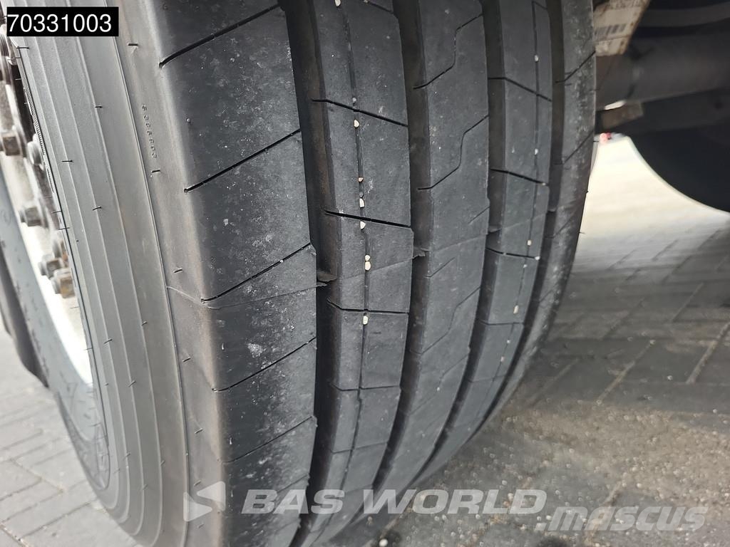 Spitzer SK2766 CAL 3 axles TÜV 02/27 ADR 66m3 Tankauflieger
