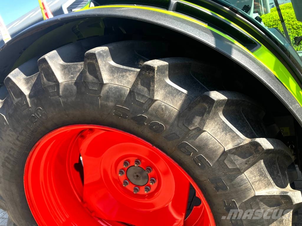 CLAAS arion 420 cis Traktori