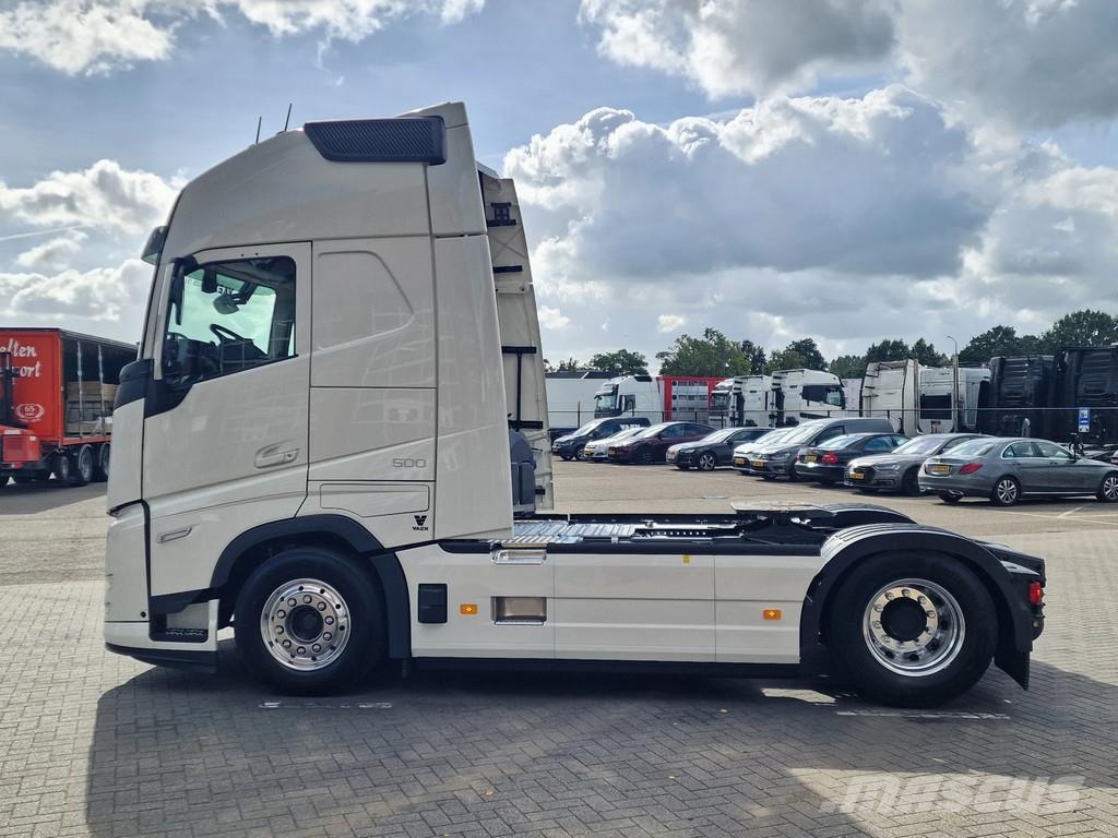 Volvo FH 13.500 Globetrotter XL Aero 4x2 - New - Full sp Trekkvogner