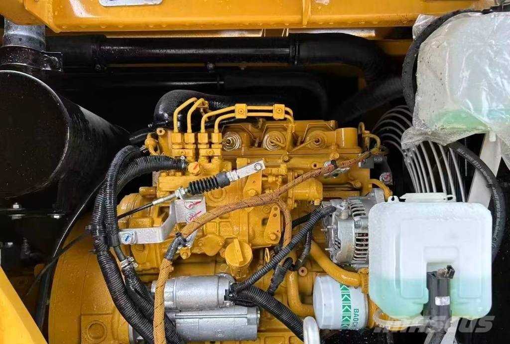 CAT 307 حفارات زحافة