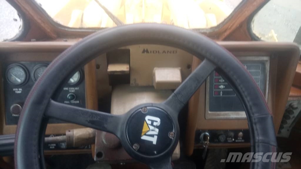 CAT 988B Pyöräkuormaajat