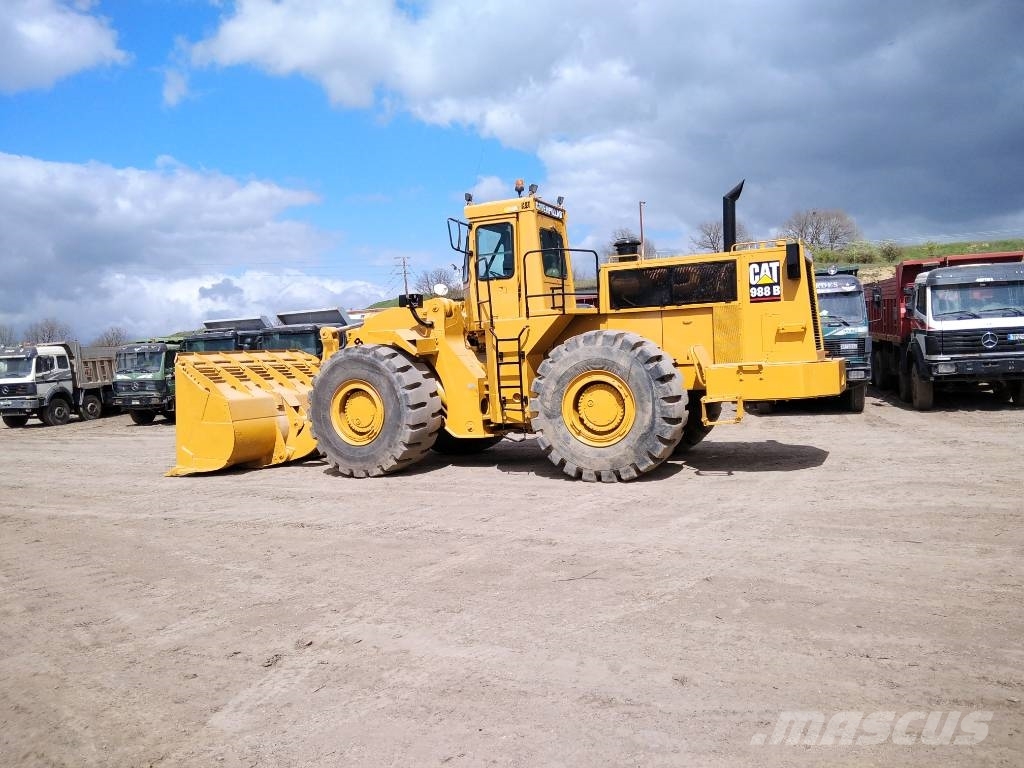 CAT 988B Pyöräkuormaajat